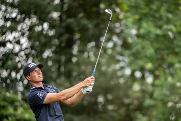 240410 Viktor Hovland of Norway makes a hole in one on the sixth hole during the Par Three Contest prior to the 2024 Masters Golf Tournament on April 10, 2024 in Augusta Photo Petter Arvidson BILDBYRAN kod PA PA0791 bbeng golf masters the masters Augusta us masters  Copyright: PETTERxARVIDSON BB240410PA071