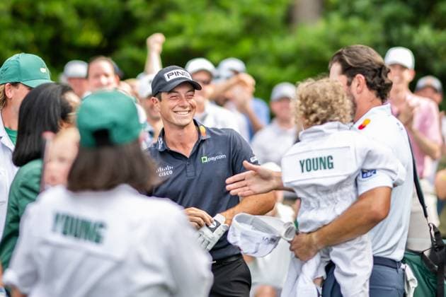 240410 Viktor Hovland of Norway celebrates as he makes a hole in one on the sixth hole during the Par Three Contest prior to the 2024 Masters Golf Tournament on April 10, 2024 in Augusta Photo Petter Arvidson BILDBYRAN kod PA PA0791 bbeng golf masters the masters Augusta us masters  Copyright: PETTERxARVIDSON BB240410PA076