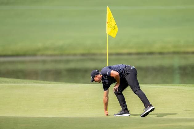 240410 Viktor Hovland of Norway makes a hole in one on the sixth hole during the Par Three Contest prior to the 2024 Masters Golf Tournament on April 10, 2024 in Augusta Photo Petter Arvidson BILDBYRAN kod PA PA0791 bbeng golf masters the masters Augusta us masters  Copyright: PETTERxARVIDSON BB240410PA077