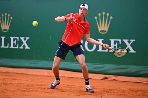 Monaco Rolex Masters Ugo Humbert (FRA) during his second round match at the Monaco Rolex Masters in Monte Carlo, on April, 10, 2024. Photo by Corinne Dubreuil ABACAPRESS.COM MONACO Monaco  Copyright: xDubreuilxCorinne ABACAx