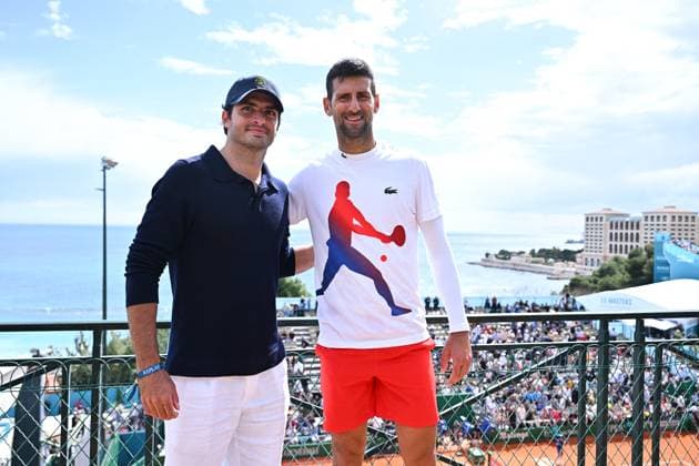 Monaco Rolex Masters Novak Djokovic (SRB) with F 1 driver Carlos Sainz at the Monaco Rolex Masters in Monte Carlo, on April, 10, 2024. Photo by Corinne Dubreuil ABACAPRESS.COM MONACO Monaco  Copyright: xDubreuilxCorinne ABACAx