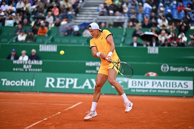 Monaco Rolex Masters Holger Rune (DEN) during his first round match at the Monaco Rolex Masters in Monte Carlo, on April, 10, 2024. Photo by Corinne Dubreuil ABACAPRESS.COM MONACO Monaco  Copyright: xDubreuilxCorinne ABACAx