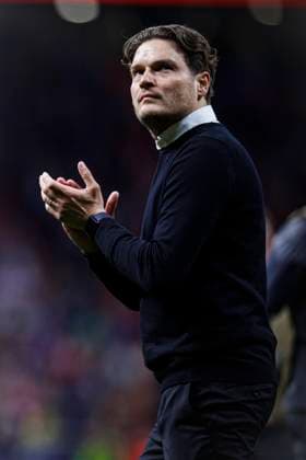 April 10, 2024, Bilbao, Espagne: Edin Terzic head coach of Borussia Dortmund gestures during the Champions League match between Atletico de Madrid and B. Dortmund at Civitas Metropolitano Stadium on April 10, 2024 in Madrid, Spain. Bilbao Espagne - ZUMAd159 20240410_zia_d159_132 Copyright: xM.xGraciaxJimenezx