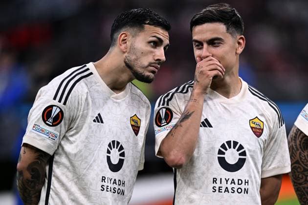 Fußball, EL, AC Mailand - AS Rom Db Milano 11 04 2024 - Europa League Milan-Roma foto Daniele Buffa Image nella foto: Paulo Dybala-Leandro Paredes 