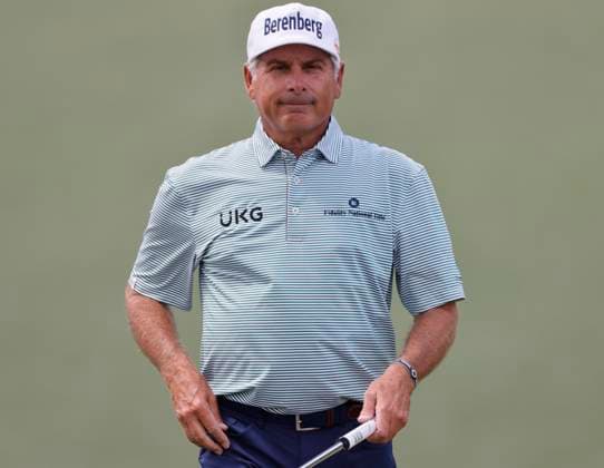 Fred Couples waits to putt on the second hole during the first round of the Masters Tournament at Augusta National Golf Club in Augusta, Georgia on Thursday, April 11, 2024.  AUG20240411574 TANNENxMAURY
