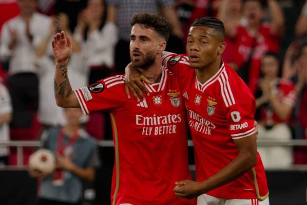 Fußball, EL, Benfica Lissabon - Olympique Marseille Lisbon, Portugal, April 11 2024: Rafa (27 SL Benfica) celebrates his goal with David Neres (7 SL Benfica) during the UEFA Europa League game between SL Benfica and Olympique de Marseille at Estadio da Luz in Lisbon, Portugal. (Pedro Porru SPP) Copyright: xPedroxPorrux xSPPx spp-en-PePoSp-4F8A5796