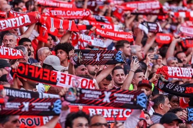 Fußball, EL, Benfica Lissabon - Olympique Marseille Lisbon Portugal, April 11th 2024: SL Benfica fans in action during the UEFA Europa League game between SL Benfica vs Olympique de Marseille at Estadio da Luz, Lisbon, Portugal (Joao Bravo SPP) Copyright: xJoaoxBravoxx xSPPx spp-en-JoBr-JBF-5652