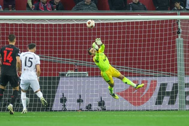 11 04 2024, Football, Europa League, Season 2023 2024, Bayer Leverkusen West Ham United, Goalkeeper Lukasz Fabianski West Ham United Leverkusen BayArena NRW Germany xRHR PHOTO TRx Copyright: RHR-FOTOx RHR-FOTO TR