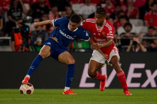 Lisbon, Portugal, April 11 2024: Amine Harit (11 Olympique de Marseille) and David Neres (7 SL Benfica) in action during the UEFA Europa League game between SL Benfica and Olympique de Marseille at Estadio da Luz in Lisbon, Portugal. (Pedro Porru SPP) Copyright: xPedroxPorrux xSPPx spp-en-PePoSp-4F8A5834