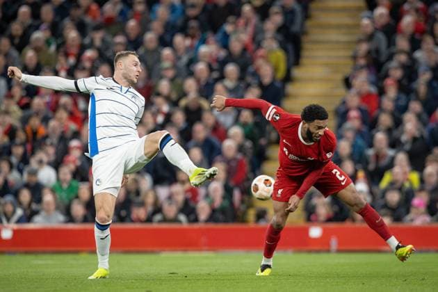 Liverpool v Atalanta Europa League 11 04 2024. Atalanta midfielder Teun Koopmeiners (7) battles with Liverpool defender Joe Gomez (2) during the Europa League match between Liverpool and Atalanta at Anfield, Liverpool, England on 11 April 2024. Editorial use only , Copyright: xIanxStephenx PSI-19426-0040