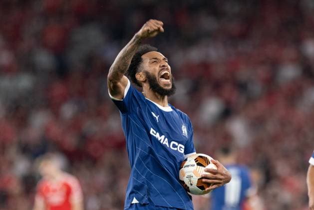 Pierre-Emerick Aubameyang celebrates after scoring goal during UEFA Europa League game between SL Benfica and Olympique de Marseille at Estadio Da Luz, Lisbon, Portugal. (Maciej Rogowski) Lisbon Estadio Da Luz Portugal Copyright: xMaciejxRogowskix SLBOM