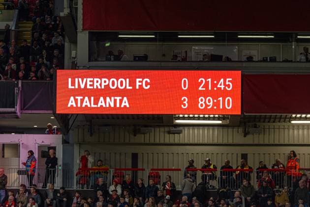 Sport Bilder des Tages Football - UEFA Europa League - Quarter-Final 1st Leg - Liverpool FC v BC Atalanta LIVERPOOL, ENGLAND - Thursday, April 11, 2024: The scoreboard records the shock 0-3 scoreline during the UEFA Europa League Quarter-Final 1st Leg match between Liverpool FC and BC Atalanta at Anfield. (Photo by David Rawcliffe Propaganda) LIVERPOOL Anfield MERSEYSIDE ENGLAND  Copyright: xDavidxRawcliffex P2024-04-11-Liverpool_Atalanta-83
