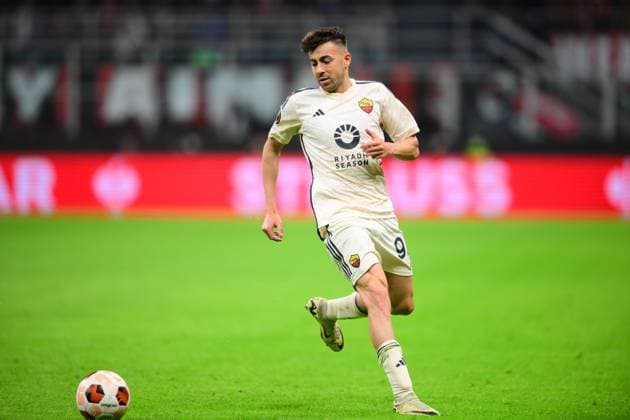 Stephan El Shaarawy of AS Roma in action, first leg match round of 8 of UEFA Europa League, AC Milan-AS Roma, San Siro Stadium, April 11, 2024, Milan, Italy.
