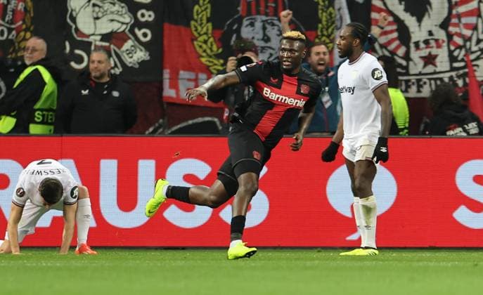 11 04 2024, Football UEFA Europa League, quarter-final first leg, Bayer 04 Leverkusen West Ham United FC, v l , Goal celebration, celebrate the goal by Victor Boniface Bayer 04 Leverkusen , Goal celebration, celebrate the goal DFL DFB REGULATIONS PROHIBIT ANY USE OF PHOTOGRAPHS AS IMAGE SEQUENCES AND OR QUASI VIDEO xdcx Copyright: HMBxMedia