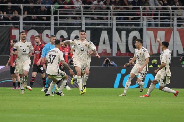 11th April 2024, Stadio San Siro, Milan, Italy; Europa League, Quarter- finals 1st leg; Milan versus Roma; Gianluca Mancini of AS Roma celebrates after scoring his goal for 0-1 in the 17th minute  ActionPlus12628626 AllShotLive