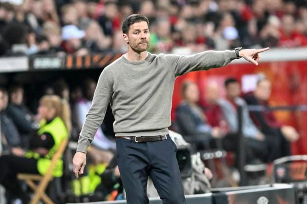 Xabi Alonso Bayer Leverkusen gestures gestures gestures 11 04 2024 Soccer Europa League, Bayer 04 Leverkusen vs West Ham United, BayArena, Leverkusen, NRW Germany Copyright: xpepphotox xHorstxMauelshagenx pep00321, pep_20240411_hm