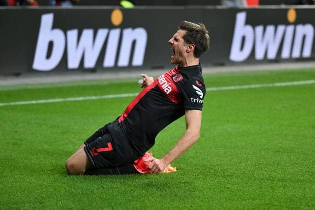 Cheers Jonas Hofmann Bayer 04 Leverkusen 11 04 2024, Football Europa League, Season 2023 2024, Quarter-final first leg, Bayer 04 Leverkusen West Ham United Leverkusen BayArena Nordrhein Westfalen Germany Team2