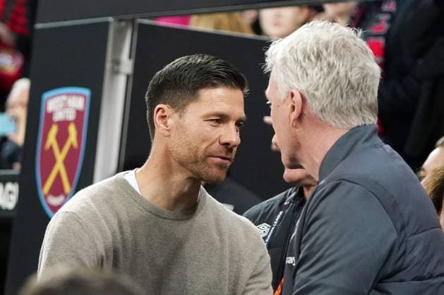 Football, UEFA Europa League 2023 2024, Quarter-finals Bayer 04 Leverkusen West Ham United, 11 04 2024, Bayarena Leverkusen, Xabier Alonso, Coach , Bayer 04 leverkusen, David Mayes West Ham United