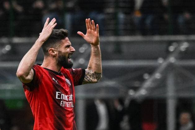 AC Milan v AS Roma: Quarter-Final First Leg - UEFA Europa League 2023 24 Olivier Giroud of AC Milan is playing during the UEFA Europa League semi-finals first leg match between AC Milan and AS Roma at Giuseppe Meazza San Siro Stadium in Milan, Italy, on April 11, 2024. Milano Italy  Copyright: xTizianoxBallabiox originalFilename:ballabio-acmilana240411_np6Mg.jpg