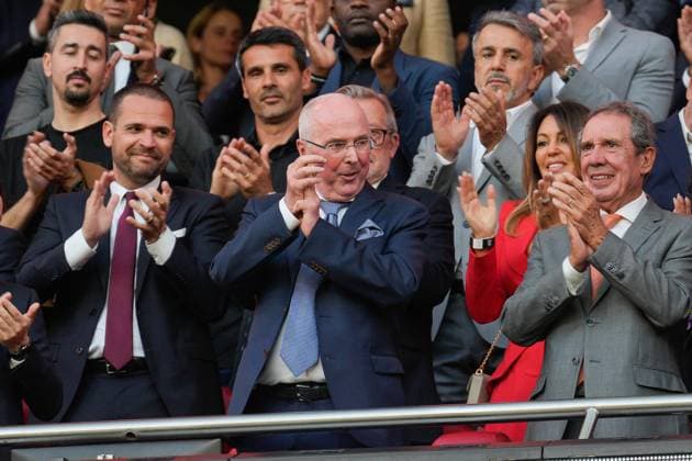 April 11, 2024, Lisbon, Portugal: Sven-Goran Eriksson (C) seen during the UEFA Europa League Quarter-finals 1st leg football match between SL Benfica and Olympique de Marseille at Estadio da Luz. Final score: SL Benfica 2:1 Olympique de Marseille Lisbon Portugal - ZUMAs197 20240411_aaa_s197_353 Copyright: xBrunoxdexCarvalhox