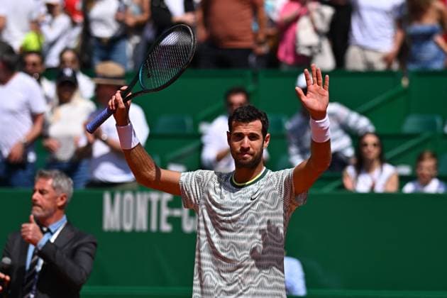 Monaco Rolex Masters Karen Khachanov (RUS) during his second round match at the Monaco Rolex Masters in Monte Carlo, on April, 11, 2024. Photo by Corinne Dubreuil ABACAPRESS.COM Monaco Monaco  Copyright: xDubreuilxCorinne ABACAx