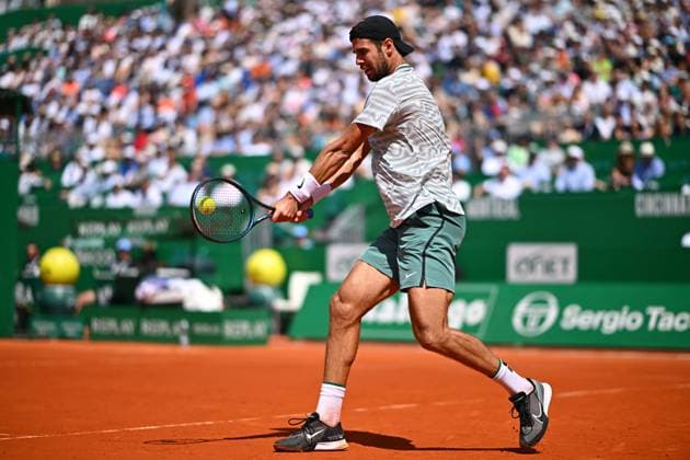 Monaco Rolex Masters Karen Khachanov (RUS) during his second round match at the Monaco Rolex Masters in Monte Carlo, on April, 11, 2024. Photo by Corinne Dubreuil ABACAPRESS.COM Monaco Monaco  Copyright: xDubreuilxCorinne ABACAx
