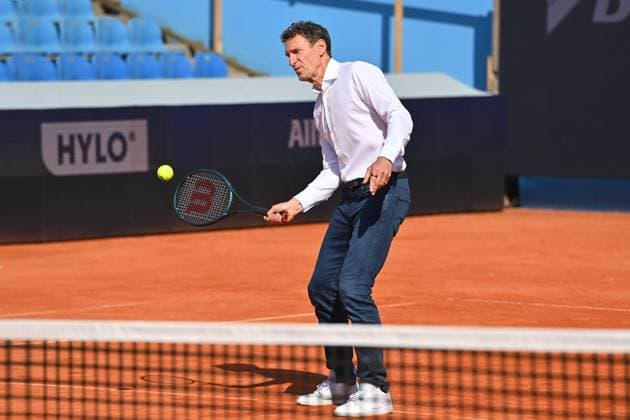 Patrik Kuehnen, Tournament Director BMW Open , plays tennis on the Center Court Action Tennis BMW Open 2024 from 13 04 21 04 2024