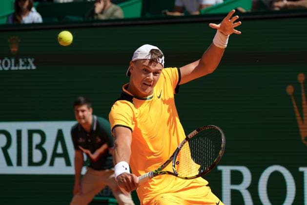 Holger Rune (Danemark) TENNIS : Monaco Rolex Masters - 1 4 de finale - Monaco - 12 04 2024 NorbertScanella Panoramic 
