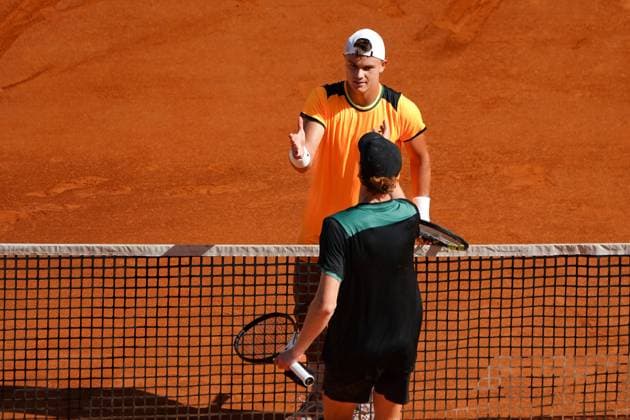 Holger Rune (Danemark) - Jannik Sinner (Italie) TENNIS : Monaco Rolex Masters - 1 4 de finale - Monaco - 12 04 2024 NorbertScanella Panoramic 