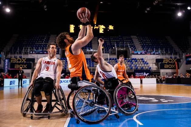 2024 IWBF Mens Repechage Kanda Netherlands 12 04 2024 Colin Higgins Canada, 9 , Mendel Op Den Orth Netherlands, 2 on the ball, Chad Jassman Canada, 11 2024 IWBF Mens Repechage Kanda Netherlands, Azur Arena, Antibes Copyright: xBEAUTIFULxSPORTS Wunderlx