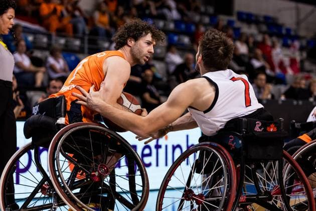 2024 IWBF Mens Repechage Kanda Netherlands 12 04 2024 Robin Poggenwisch Netherlands, 1 on the ball, Vincent Dallaire Canada, 7 2024 IWBF Mens Repechage Kanda Netherlands, Azur Arena, Antibes Copyright: xBEAUTIFULxSPORTS Wunderlx