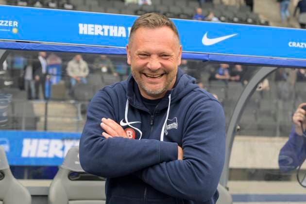 Pal Dardai Hertha BSC Trainer , Hertha BSC FC Hansa Rostock, 2 Bundesliga, Soccer, DFB, Spielzeit 2023 2024, 29 Spieltag, Olympia Stadion Berlin, DFB DFL REGULATIONS PROHIBIT ANY USE OF PHOTOGRAPHS AS IMAGE SEQUENCES AND OR QUASI VIDEO, 12 04 2024, Copyright: HMBxMedia UwexKoch