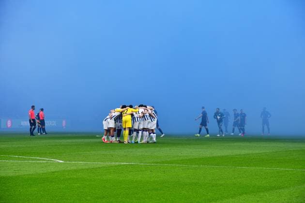 Pyrotechnics, Fans FC Hansa Rostock, GER, Hertha BSC vs FC Hansa Rostock, Soccer Men, 2 Bundesliga, Season 2023 2024, 29 Matchday, 12 04 2024 DFL REGULATIONS PROHIBIT ANY USE OF PHOTOGRAPHS AS IMAGE SEQUENCES AND OR QUASI VIDEO GER, Hertha BSC vs FC Hansa Rostock, Soccer Men, 2 Bundesliga, Season 2023 2024, 29 Matchday, 12 04 2024 Berlin Copyright: xEibner-Pressefotox xClaudiusxRaux EP_CRH