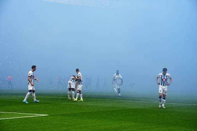 Pyrotechnics, Fans FC Hansa Rostock, GER, Hertha BSC vs FC Hansa Rostock, Soccer Men, 2 Bundesliga, Season 2023 2024, 29 Matchday, 12 04 2024 DFL REGULATIONS PROHIBIT ANY USE OF PHOTOGRAPHS AS IMAGE SEQUENCES AND OR QUASI VIDEO GER, Hertha BSC vs FC Hansa Rostock, Soccer Men, 2 Bundesliga, Season 2023 2024, 29 Matchday, 12 04 2024 Berlin Copyright: xEibner-Pressefotox xClaudiusxRaux EP_CRH