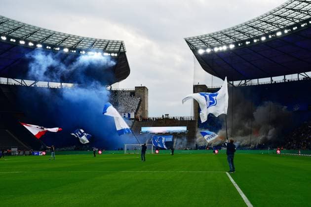Pyrotechnics, Fans FC Hansa Rostock, GER, Hertha BSC vs FC Hansa Rostock, Soccer Men, 2 Bundesliga, Season 2023 2024, 29 Matchday, 12 04 2024 DFL REGULATIONS PROHIBIT ANY USE OF PHOTOGRAPHS AS IMAGE SEQUENCES AND OR QUASI VIDEO GER, Hertha BSC vs FC Hansa Rostock, Soccer Men, 2 Bundesliga, Season 2023 2024, 29 Matchday, 12 04 2024 Berlin Copyright: xEibner-Pressefotox xClaudiusxRaux EP_CRH