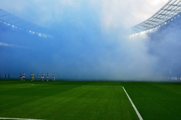 Pyrotechnics, Fans FC Hansa Rostock, GER, Hertha BSC vs FC Hansa Rostock, Soccer Men, 2 Bundesliga, Season 2023 2024, 29 Matchday, 12 04 2024 DFL REGULATIONS PROHIBIT ANY USE OF PHOTOGRAPHS AS IMAGE SEQUENCES AND OR QUASI VIDEO GER, Hertha BSC vs FC Hansa Rostock, Soccer Men, 2 Bundesliga, Season 2023 2024, 29 Matchday, 12 04 2024 Berlin Copyright: xEibner-Pressefotox xClaudiusxRaux EP_CRH