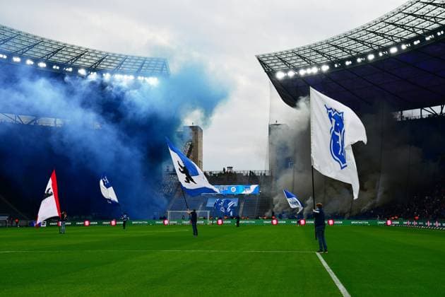 Pyrotechnics, Fans FC Hansa Rostock, GER, Hertha BSC vs FC Hansa Rostock, Soccer Men, 2 Bundesliga, Season 2023 2024, 29 Matchday, 12 04 2024 DFL REGULATIONS PROHIBIT ANY USE OF PHOTOGRAPHS AS IMAGE SEQUENCES AND OR QUASI VIDEO GER, Hertha BSC vs FC Hansa Rostock, Soccer Men, 2 Bundesliga, Season 2023 2024, 29 Matchday, 12 04 2024 Berlin Copyright: xEibner-Pressefotox xClaudiusxRaux EP_CRH