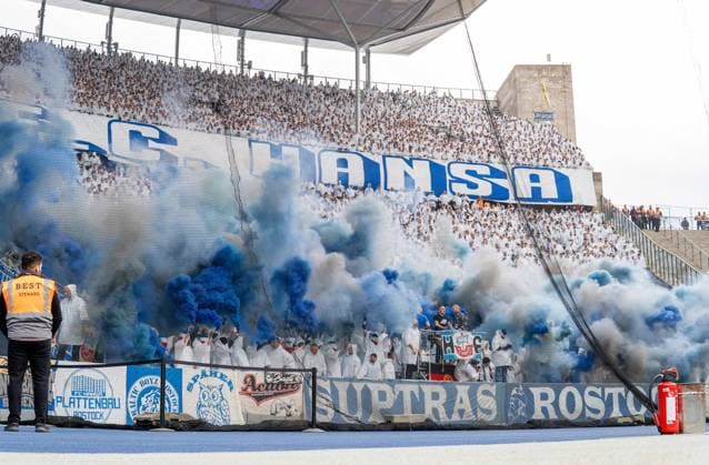 Soccer, Men, Season 2023 2024, 2 Bundesliga 29 Matchday , Hertha BSC F C Hansa Rostock, Fans of Hansa ignite pyrotechnics, 12 04 2024, Copyright: xSebastianxRäppold MatthiasxKochx