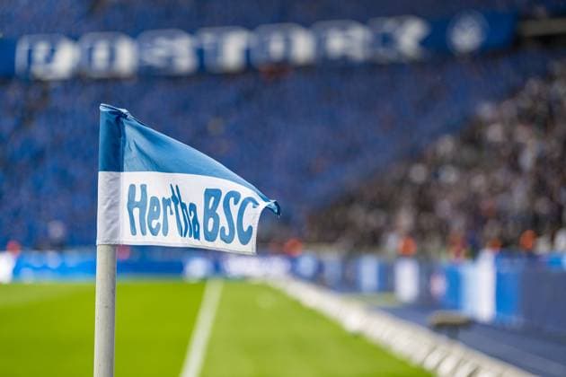 Berlin, Germany 12 April 2024 2 BL 2023 2024 Hertha BSC vs FC Hansa Rostock In the picture Hertha corner flag, in the background Rostock DFL regulations prohibit any use of photographs as image sequences and or quasi video Copyright: xFotostandx xVoelkerx