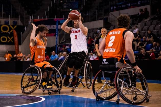 2024 IWBF Mens Repechage Kanda Netherlands 12 04 2024 Robin Poggenwisch Netherlands, 1 , Colin Higgins Canada, 9 on the ball 2024 IWBF Mens Repechage Kanda Netherlands, Azur Arena, Antibes Copyright: xBEAUTIFULxSPORTS Wunderlx