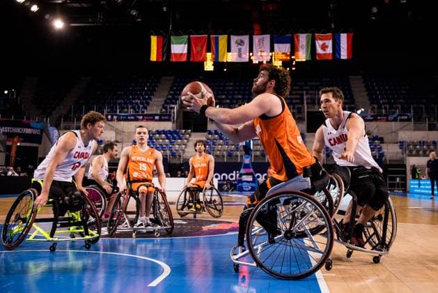 2024 IWBF Mens Repechage Kanda Netherlands 12 04 2024 Mendel Op Den Orth Netherlands, 2 in the throw, Colin Higgins Canada, 9 2024 IWBF Mens Repechage Kanda Netherlands, Azur Arena, Antibes Copyright: xBEAUTIFULxSPORTS Wunderlx