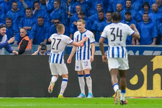 Goal, goal, jubilation, goal celebration, joy, enthusiasm, goal by Palko Dardai Hertha BSC, 27 , to 1 0, Hertha BSC FC Hansa Rostock, 2 Bundesliga, football, DFB, 2023 2024 season, 29 matchday, Olympia Stadion Berlin, DFB DFL REGULATIONS PROHIBIT ANY USE OF PHOTOGRAPHS AS IMAGE SEQUENCES AND OR QUASI VIDEO, 12 04 2024, Copyright: HMBxMedia UwexKoch