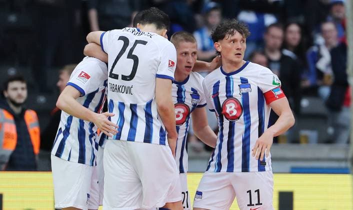 Palko Dardai cheers after 1 0 with Marten Winkler, Haris Tabakovic, Fabian Reese Joy Emotion Cheering Sport Football Soccer DFL 2 Bundesliga Men 29 Matchday Season 2023 2024 12 04 2024 Hertha BSC Berlin vs FC Hansa Rostock DFL regulations prohibit any use of photographs as image sequences and or quasi video