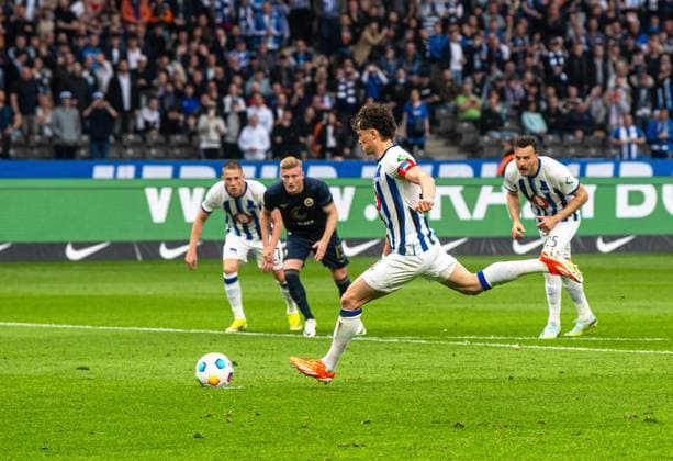 Soccer, Men, Season 2023 2024, 2 Bundesliga 29 Matchday , Hertha BSC F C Hansa Rostock, Fabian Reese Hertha BSC scores the goal to make it 2 0, 12 04 2024, Copyright: xSebastianxRäppold MatthiasxKochx