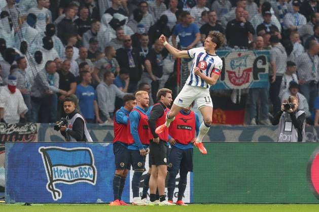 12 04 2024, xtgx, Fußball 2 Bundesliga, Hertha BSC Hansa Rostock emspor, v l Fabian Reese Hertha, 11 Jubel, Torjubel, jubelt ueber das Tor, celebrate the goal, celebration DFL DFB REGULATIONS PROHIBIT ANY USE OF PHOTOGRAPHS as IMAGE SEQUENCES and or QUASI VIDEO Berlin
