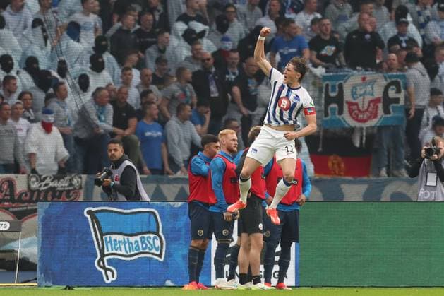 12 04 2024, xtgx, Fußball 2 Bundesliga, Hertha BSC Hansa Rostock emspor, v l Fabian Reese Hertha, 11 Jubel, Torjubel, jubelt ueber das Tor, celebrate the goal, celebration DFL DFB REGULATIONS PROHIBIT ANY USE OF PHOTOGRAPHS as IMAGE SEQUENCES and or QUASI VIDEO Berlin