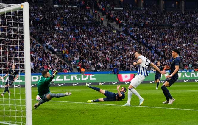 Germany, Berlin, 12 04 2024, Olympic Stadium, Hertha BSC vs FC Hansa Rostock 2 Bundesliga, Haris Tabakovic Hertha Berlin controls the ball Berlin Olympic Stadium Berlin Germany eu-images-659