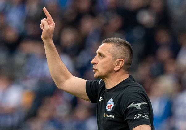 Soccer, Men, Season 2023 2024, 2 Bundesliga 29 Matchday , Hertha BSC F C Hansa Rostock, Coach Mersad Selimbegovic Hansa Rostock , 12 04 2024, Copyright: xSebastianxRäppold MatthiasxKochx