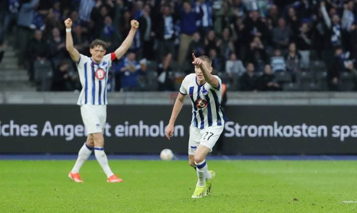 Palko Dardai cheers after 3 0 joy emotion jubilation Sport Football Soccer DFL 2 Bundesliga Men 29 Matchday Season 2023 2024 12 04 2024 Hertha BSC Berlin vs FC Hansa Rostock DFL regulations prohibit any use of photographs as image sequences and or quasi video