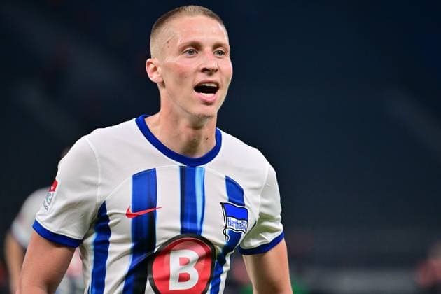 Palko Dardai Hertha BSC, 27 celebrates his goal for 3 0, GER, Hertha BSC vs FC Hansa Rostock, Soccer men, 2 Bundesliga, Season 2023 2024, Matchday 29, 12 04 2024 DFL REGULATES PROHIBIT ANY USE OF PHOTOGRAPHS AS IMAGE SEQUENCES AND OR QUASI VIDEO GER, Hertha BSC vs FC Hansa Rostock, Mens football, Bundesliga 2, Season 2023 2024, Matchday 29, 12 04 2024 Berlin Copyright: xEibner-Pressefotox xClaudiusxRaux EP_CRH